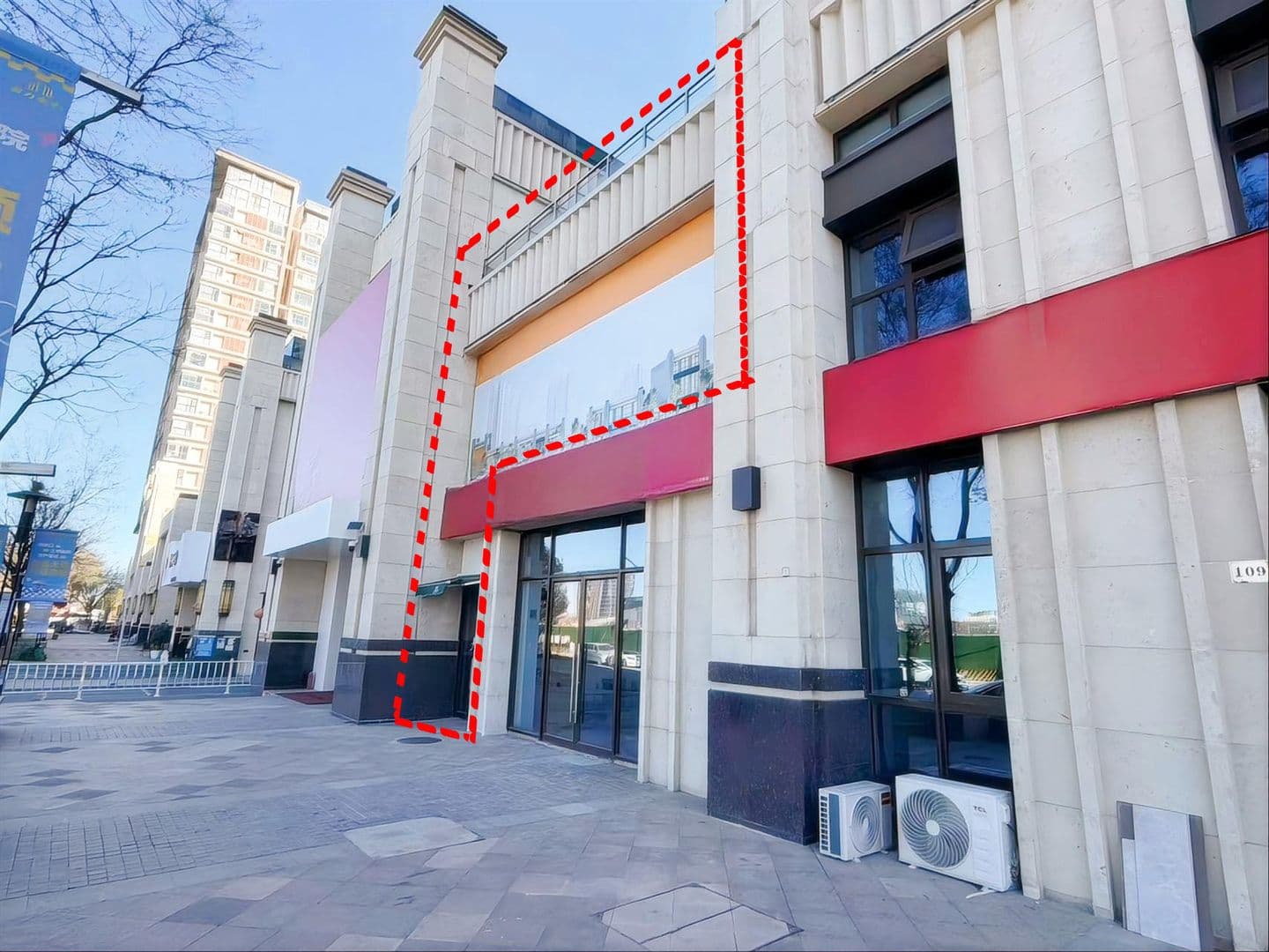 朝阳三甲医院稀缺旺铺，临街现铺，客流有保障 - 缩略图 3