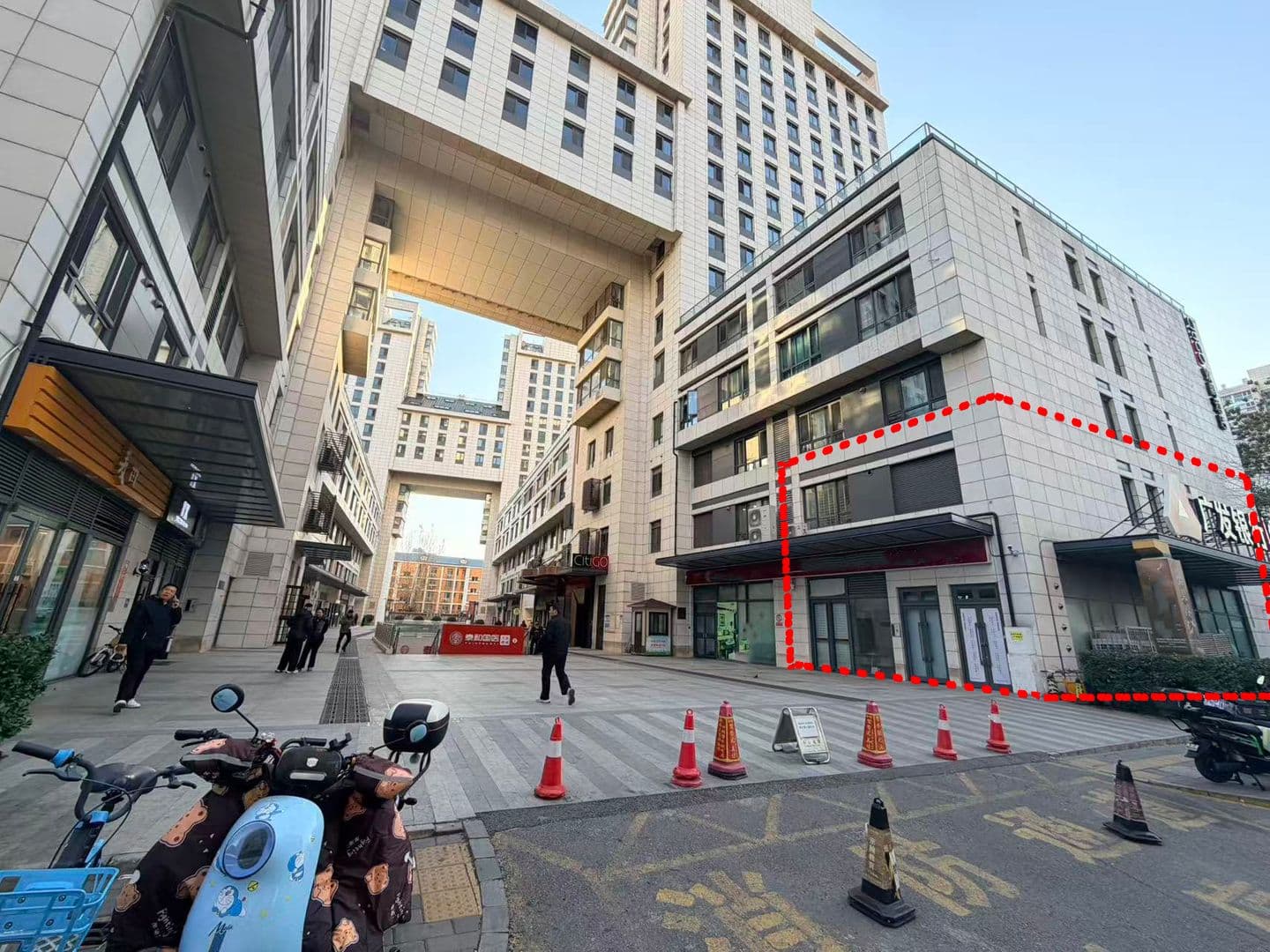 朝阳东三环黄金旺铺急售！商圈成熟，人流密集稳盈利 - 缩略图 2