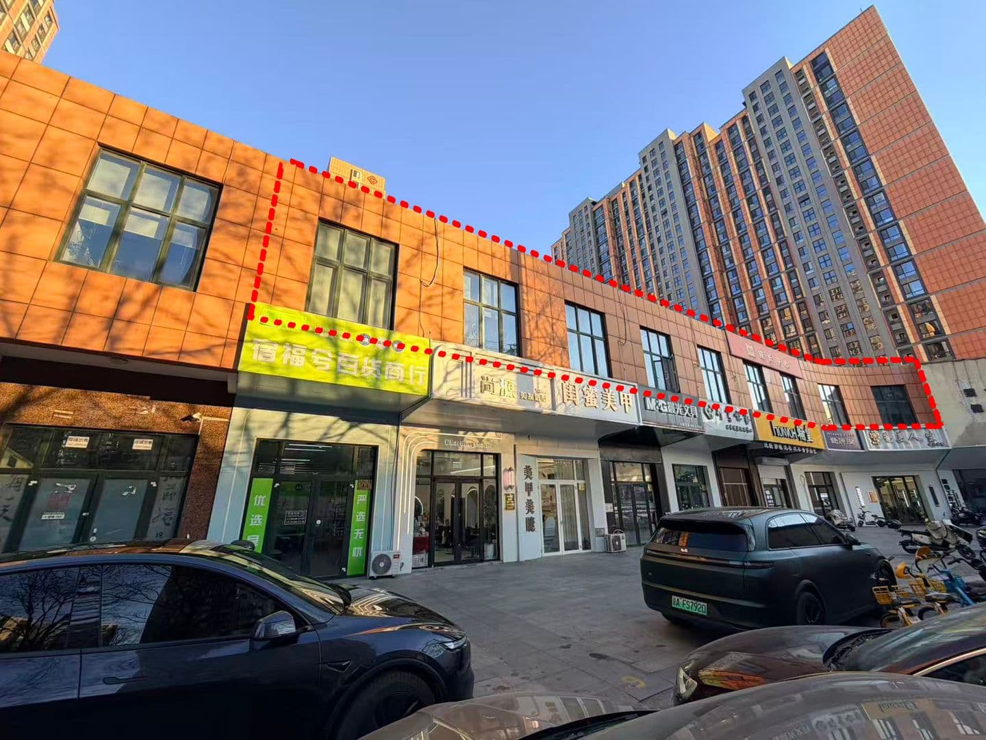 朝阳繁华商圈旺铺急售，地段稀缺，投资经营两相宜 - 图片 1